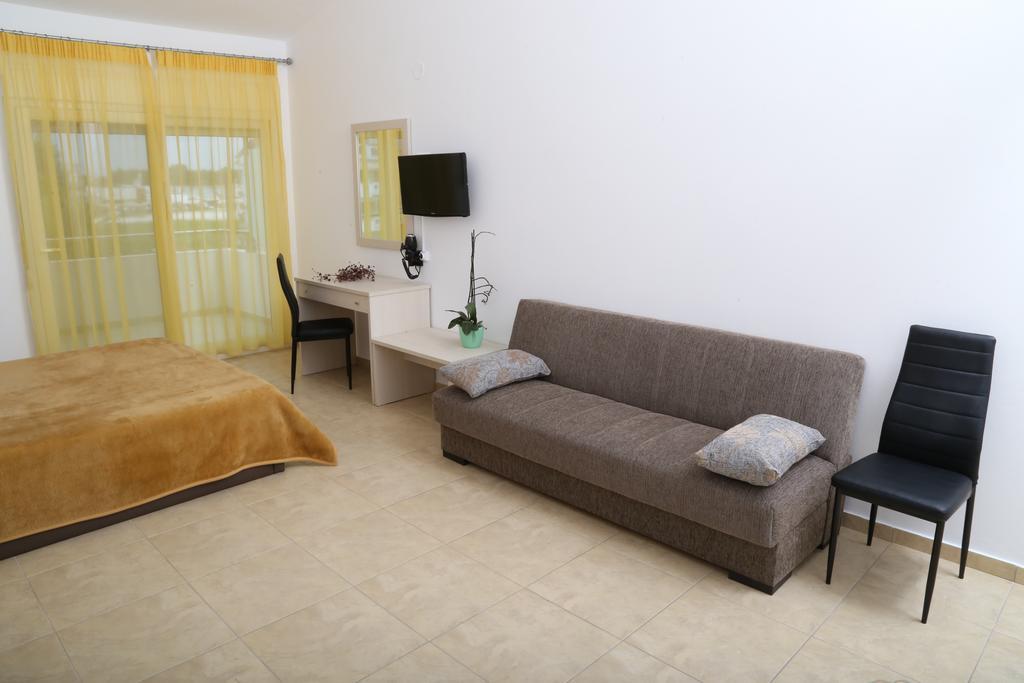 Kassiani Studios Keramotí Buitenkant foto