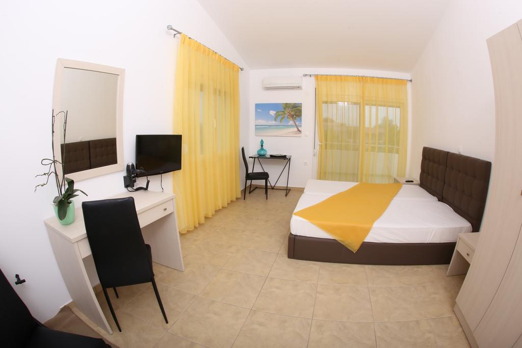 Kassiani Studios Keramotí Buitenkant foto